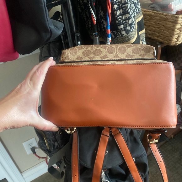 COACH Campus Backpack 23 in signature canvas - Picture 5 of 5